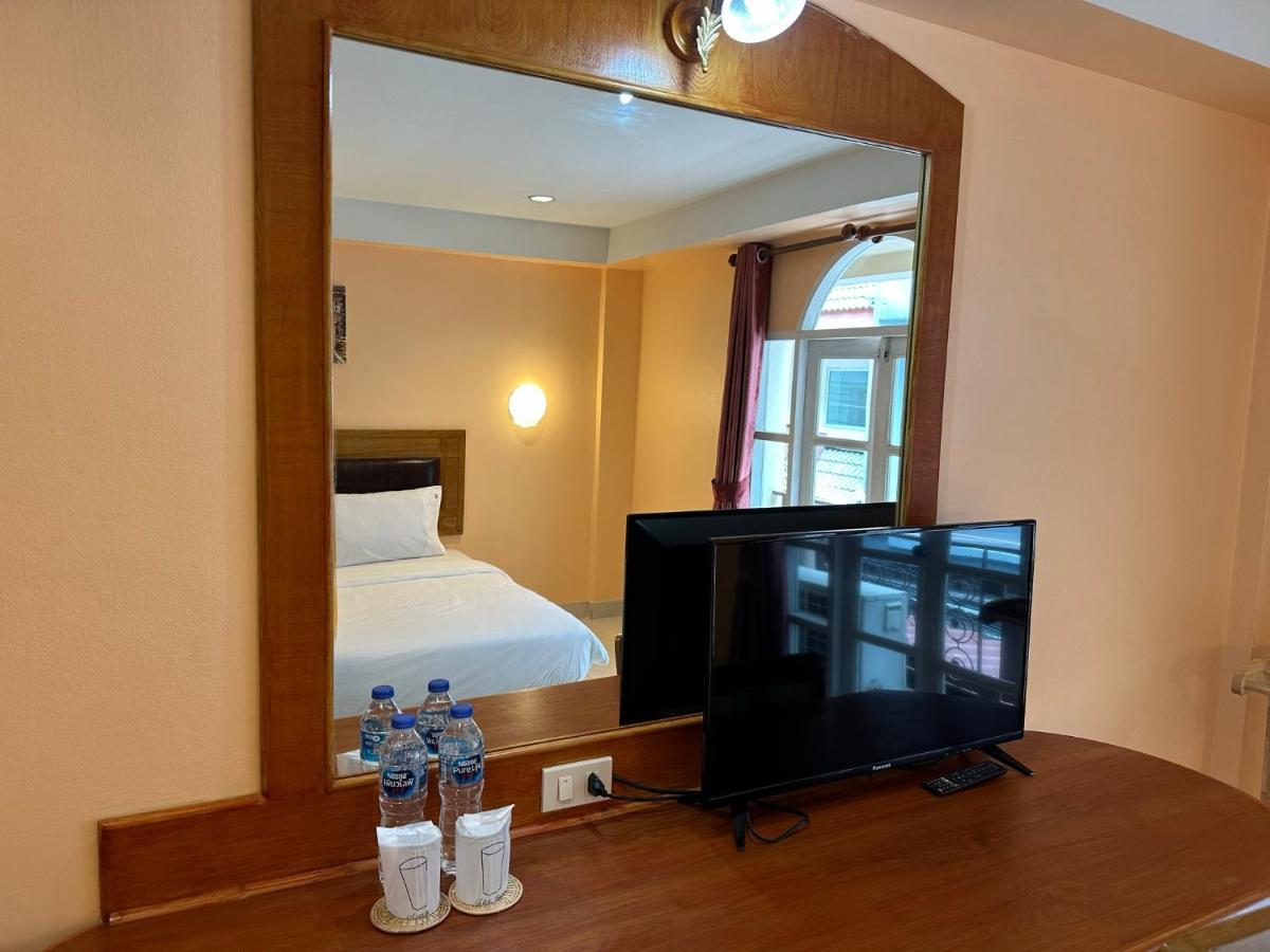 Nid Huahin Hotel Esterno foto