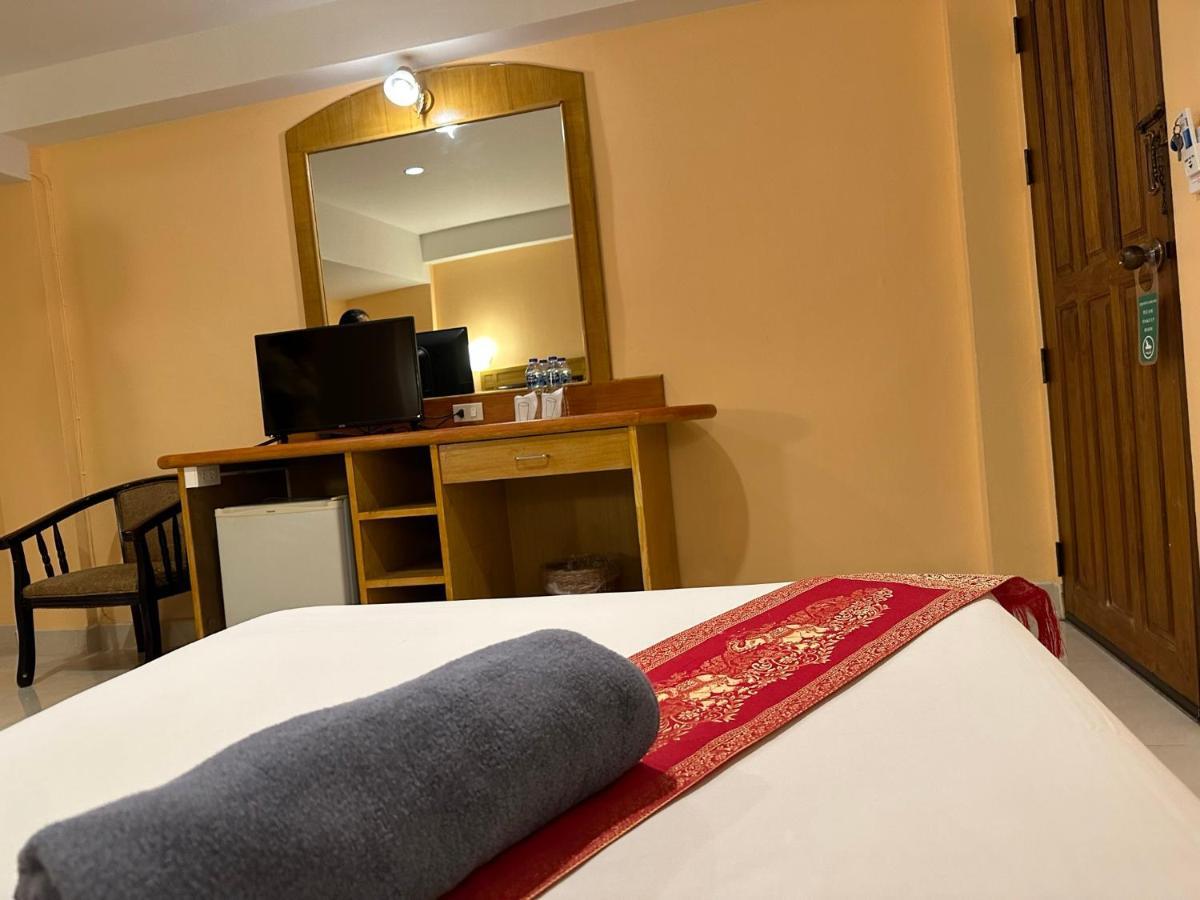 Nid Huahin Hotel Esterno foto